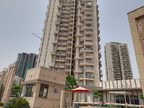3 bhk flat for sale in Heritage Max